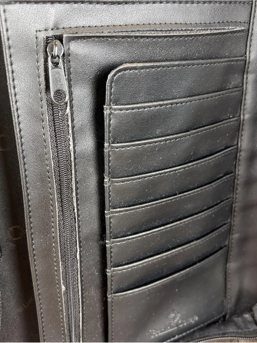 Franklin Covey sleek black